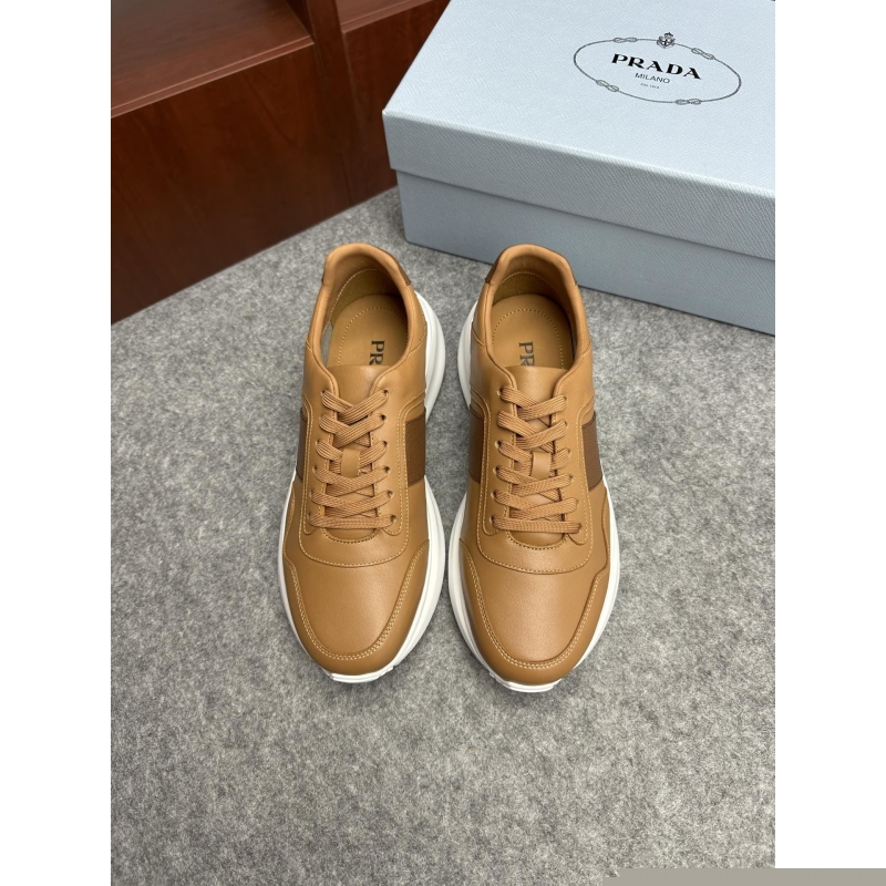 Pra*a casual shoes